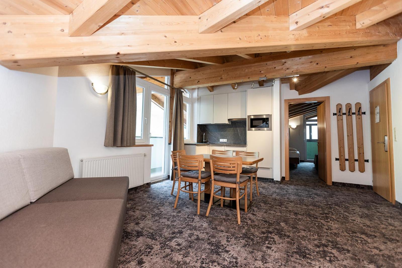 Hotel Garni Ehrenreich Sölden Exteriör bild
